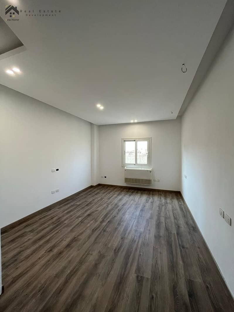 9 WhatsApp Image 2025-12-21 at 14.47. 50_541697a6. jpg