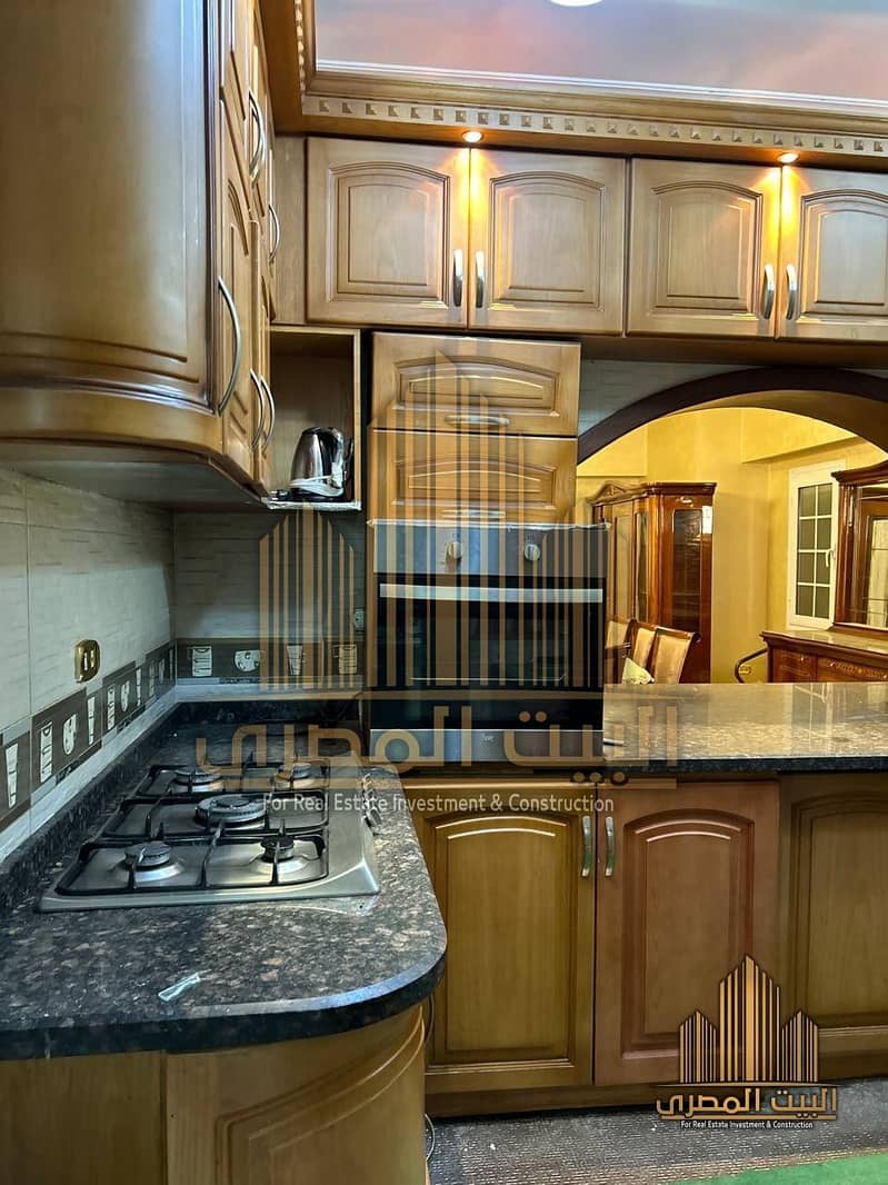 12 97c8c3d0-8309-4212-aca6-e852bf659820. jpg