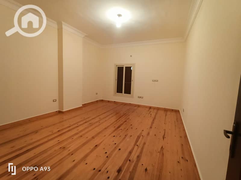 4 WhatsApp Image 2025-12-22 at 16.13. 39. jpeg