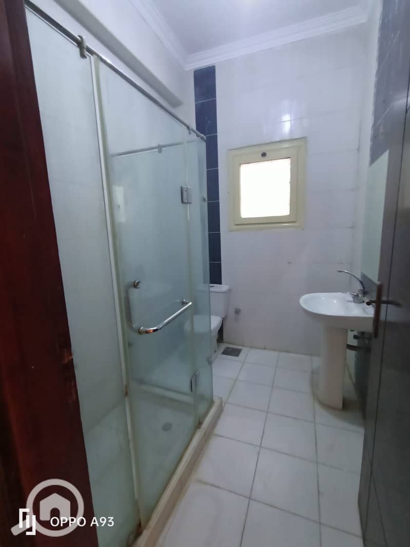 5 WhatsApp Image 2025-12-22 at 16.13. 38 (7). jpeg