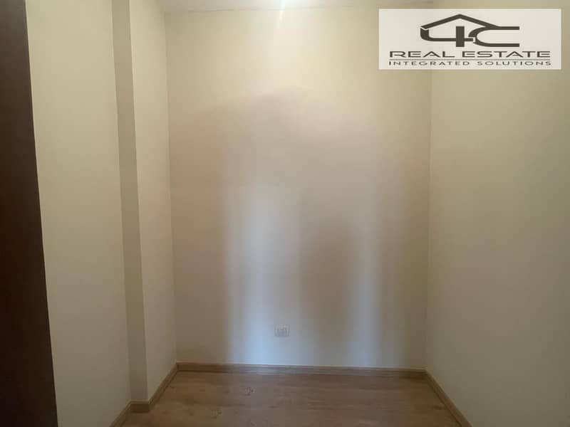 12 WhatsApp Image 2025-12-16 at 12.51. 04 (2). jpeg