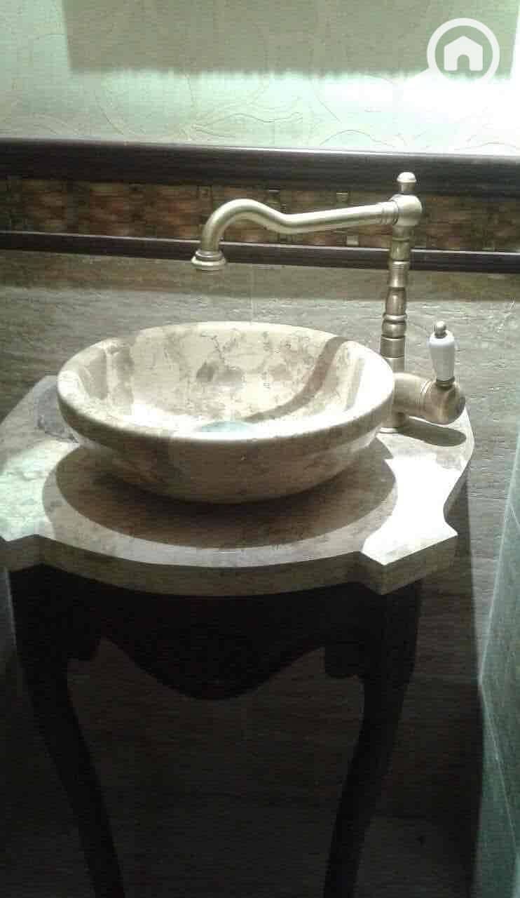 3 a91d27f1-7798-4b5d-b57c-38a465cb9b6b. jpg