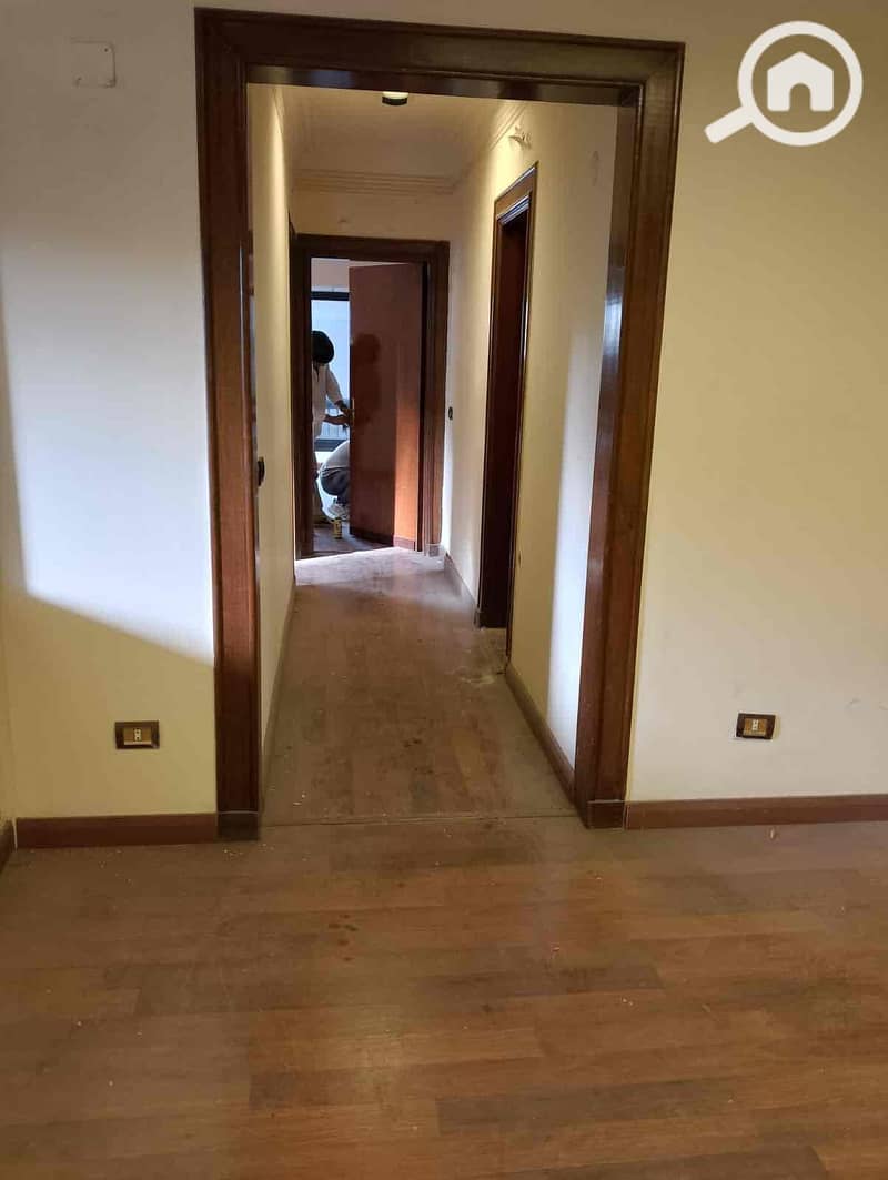 4 8fa0fc82-ce6a-46cb-9d5f-e7458355ab2b. jpg