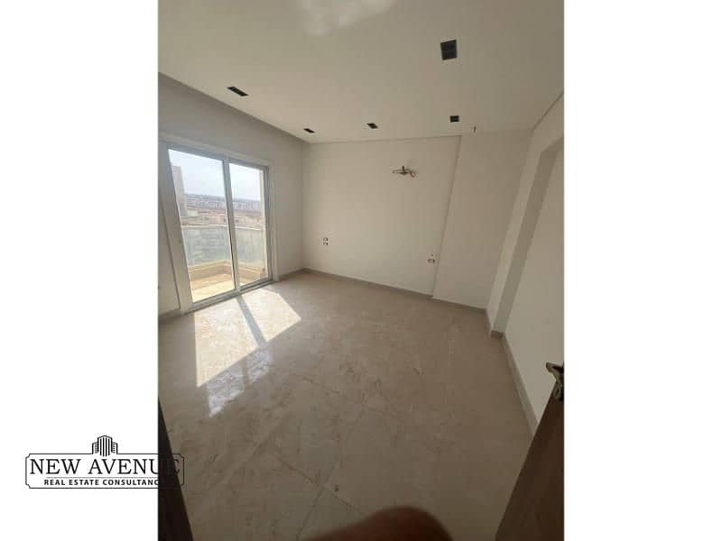 5 WhatsApp Image 2025-12-22 at 4.06. 49 PM (2). jpg