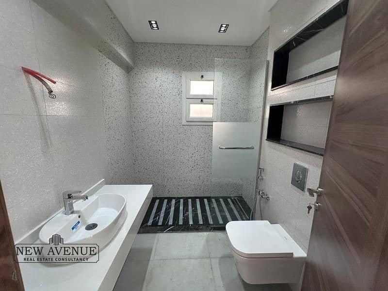 10 WhatsApp Image 2025-12-22 at 4.06. 48 PM (1). jpg