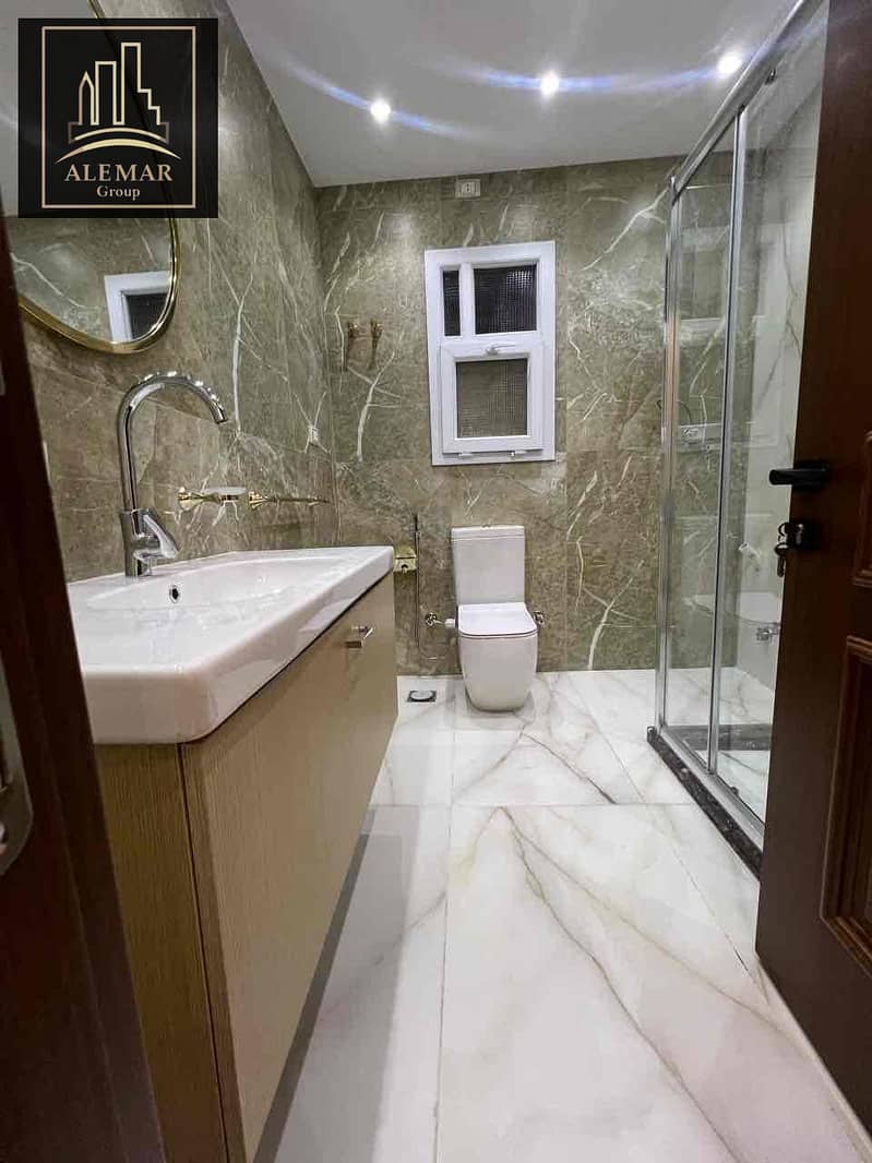 5 d9a9d3b8-20c0-4349-96d3-2ec39af4f33d. jpg