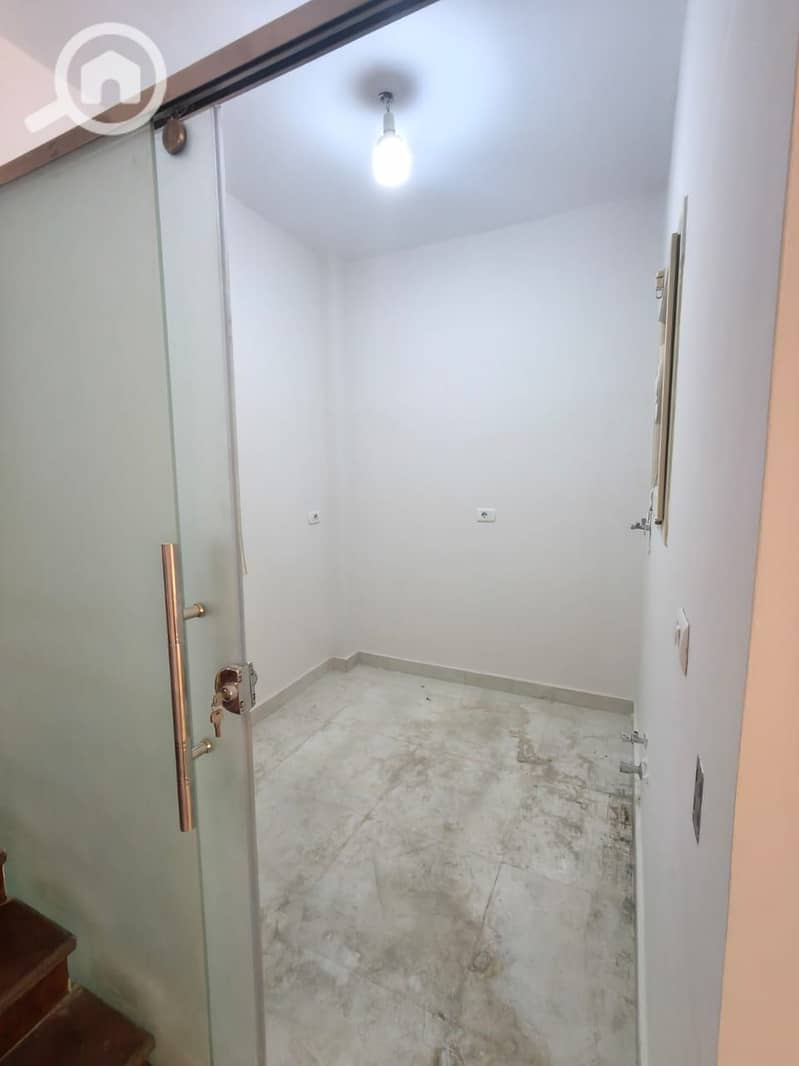 5 WhatsApp Image 2025-12-22 at 18.31. 17. jpeg