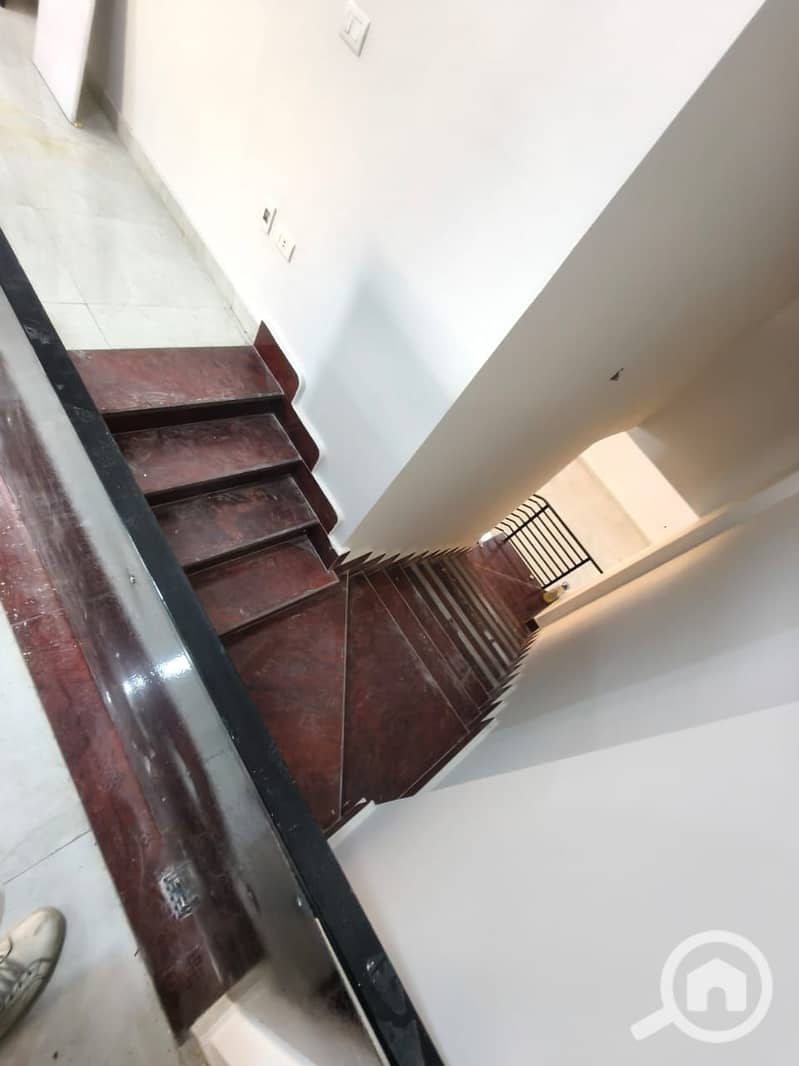 7 WhatsApp Image 2025-12-22 at 18.31. 16 (4). jpeg