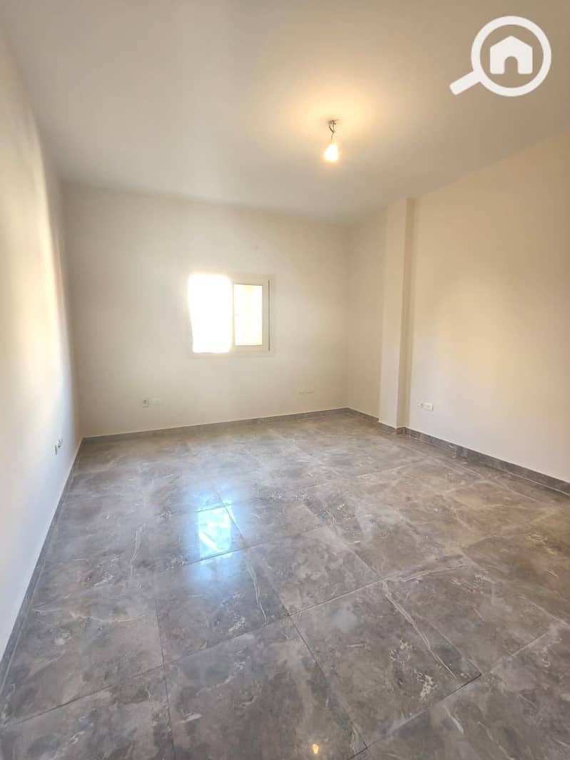 12 WhatsApp Image 2025-12-22 at 18.31. 15 (5). jpeg