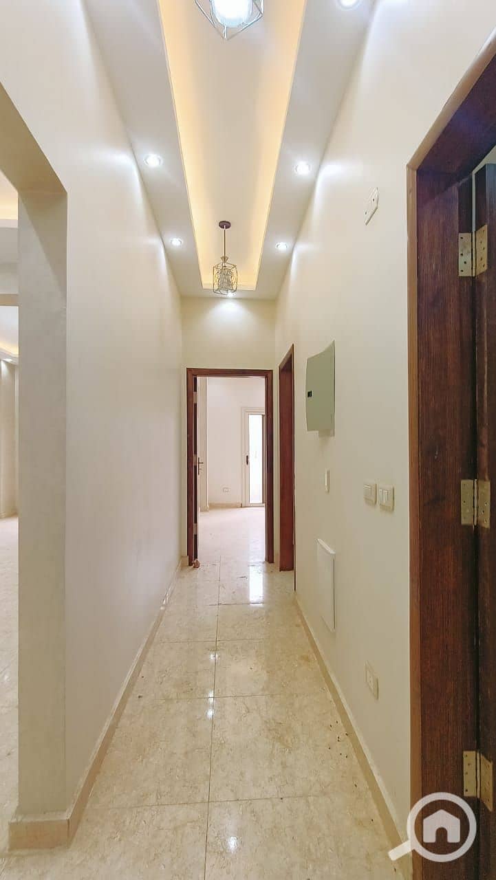 2 WhatsApp Image 2025-12-22 at 19.09. 33 (4). jpeg