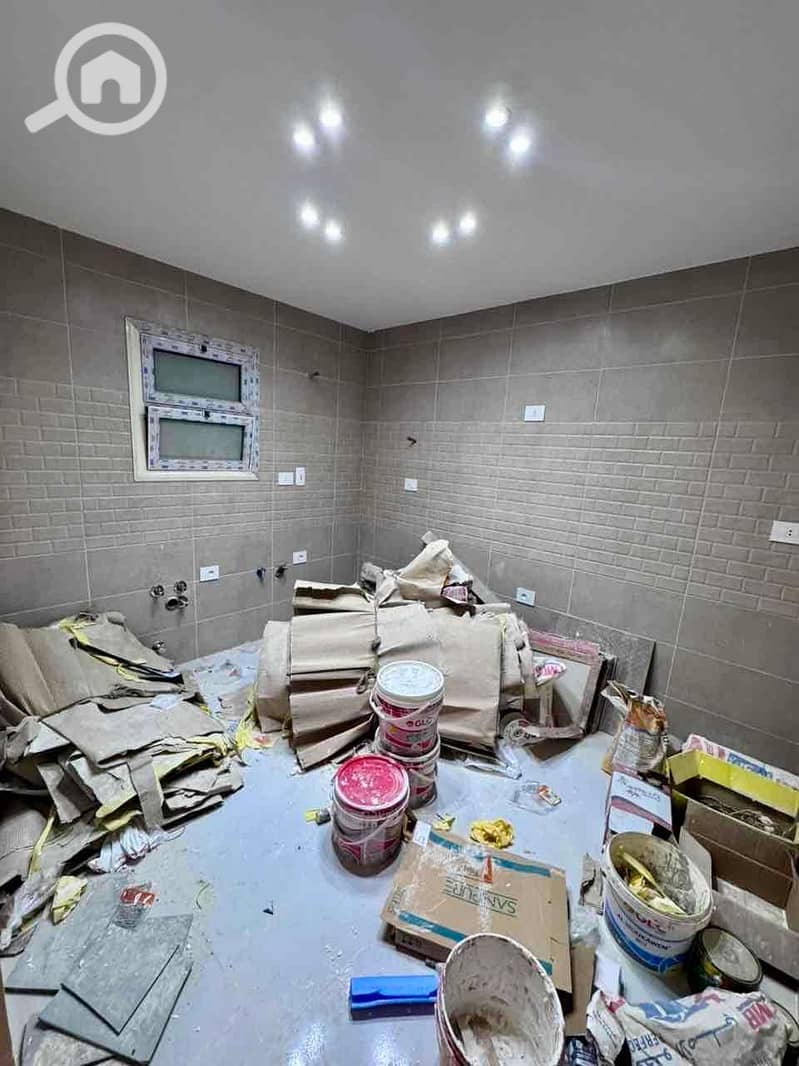 2 5d1bcabd-59bb-42ed-9c15-4776765d0540. jpg