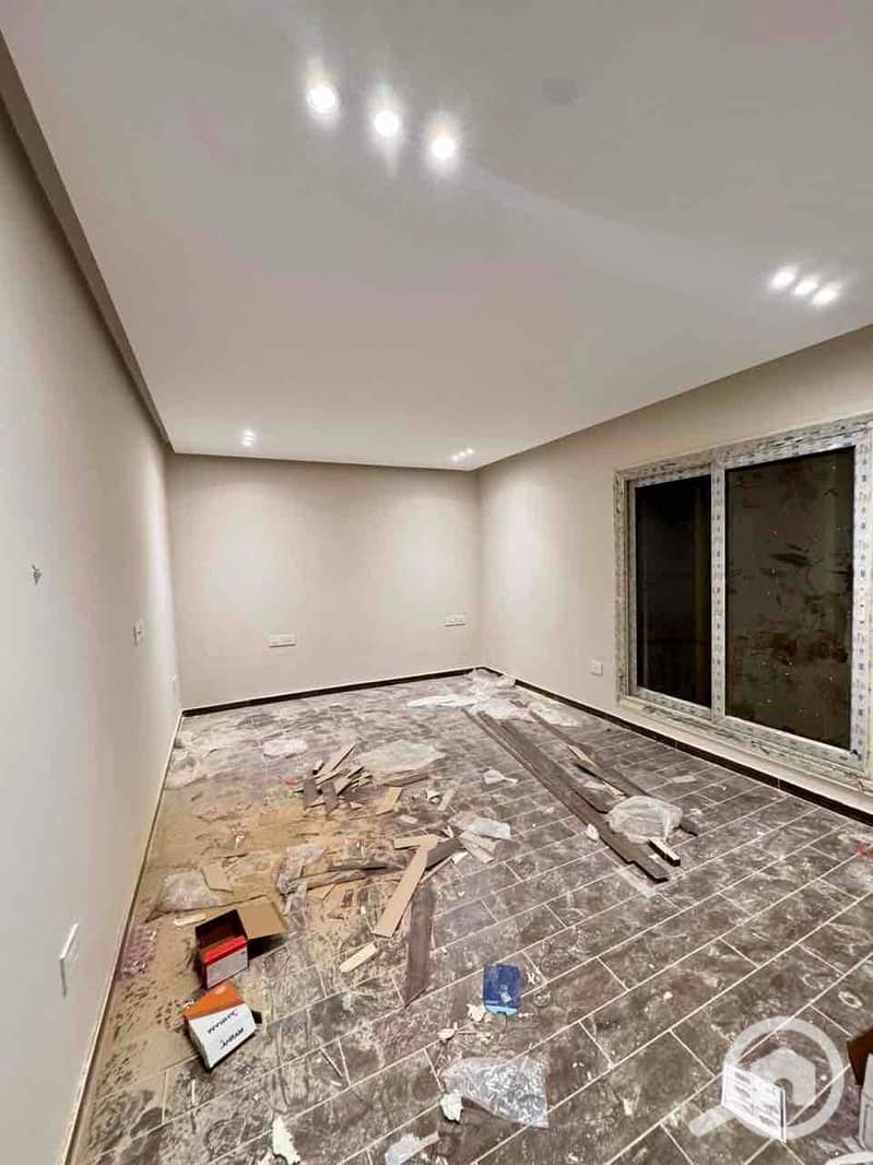 4 972e082d-4e61-433e-a034-54f7ae8e3962. jpg