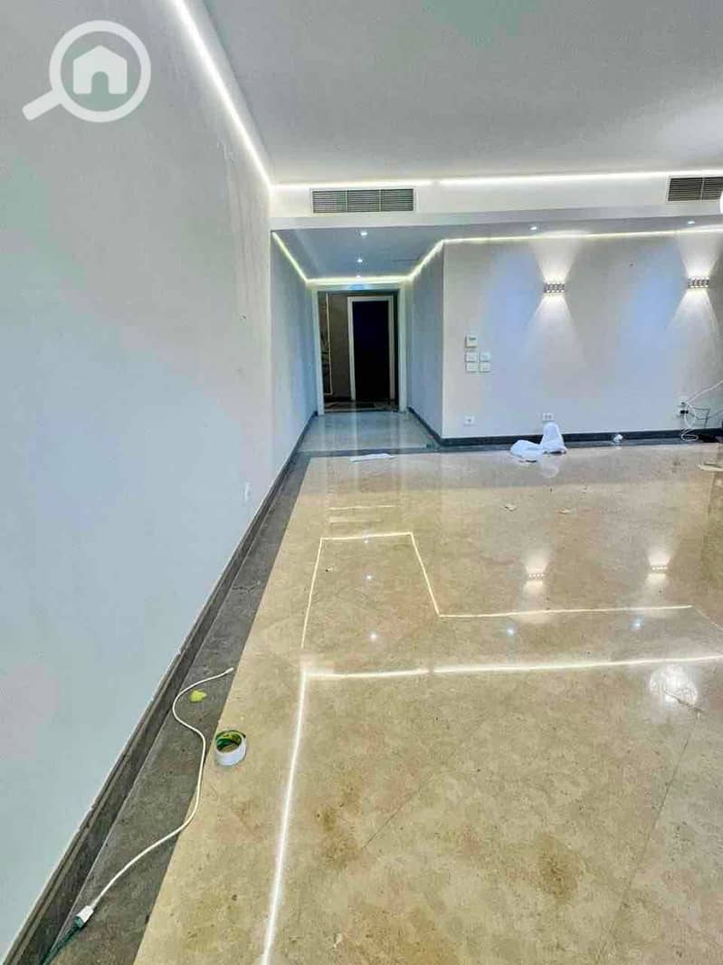 4 debc1839-d4ed-48ed-bc58-f89a36ff236d. jpg