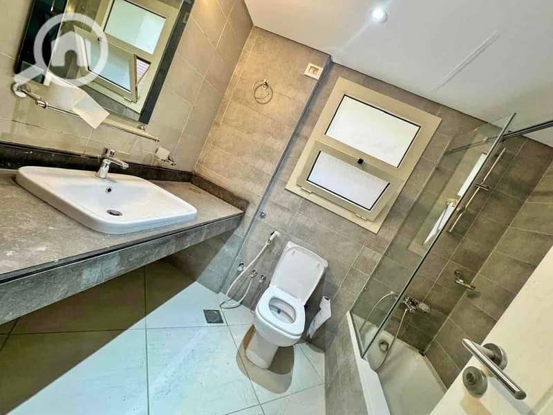 14 398dd881-9734-46ae-96ee-a4adf6c35d5d. jpg