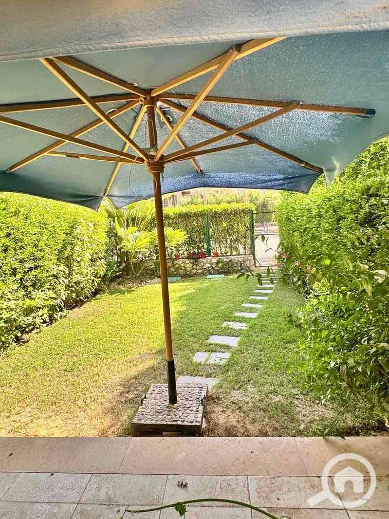 16 4488b67f-d2a0-4dc3-8caf-c6b233ad729e. jpg