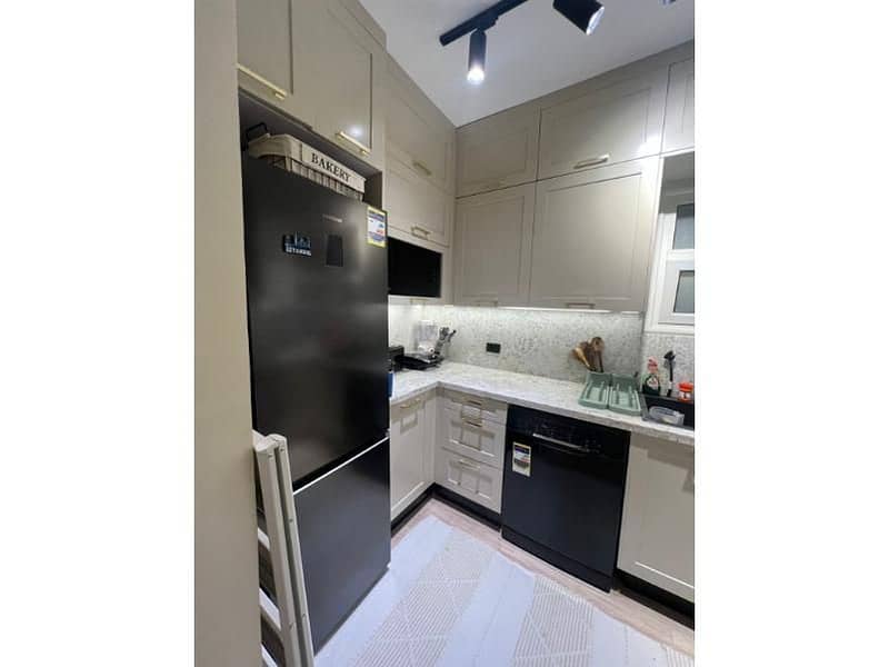 13 15a21185-737e-4064-85d1-05d1da92b0bf. jpg