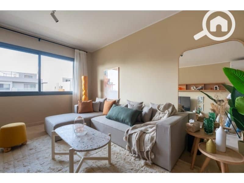 7 97e2f9a3-8e76-4a2d-b7e2-faeb30c1c700. jpg