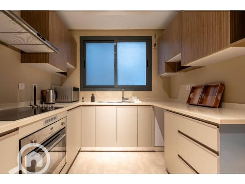 13 ee9f6f11-bb55-4dd4-850d-b07142bdb07b. jpg