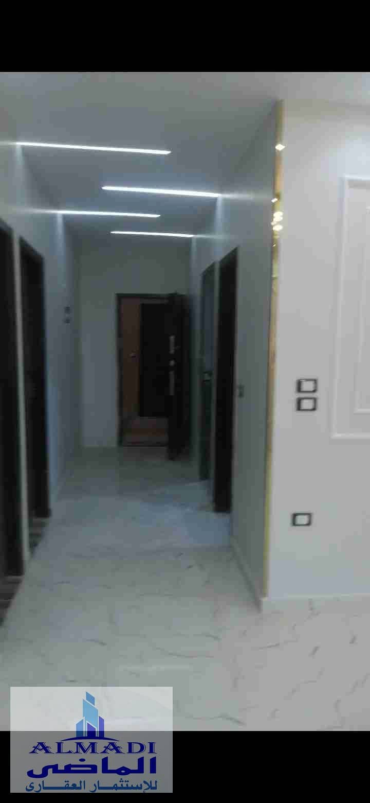 20 Screenshot_20251222_211521_com. huawei. himovie. overseas. jpg