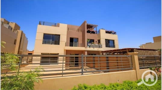 3 Bedroom Townhouse for Sale in Sheikh Zayed, Giza - WhatsApp Image 2025-12-22 at 9.29. 47 PM (2). jpeg