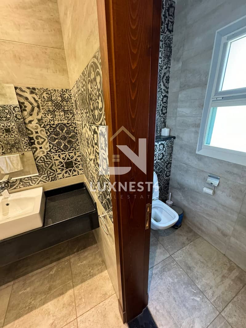 8 IMG-20251020-WA0063. jpg