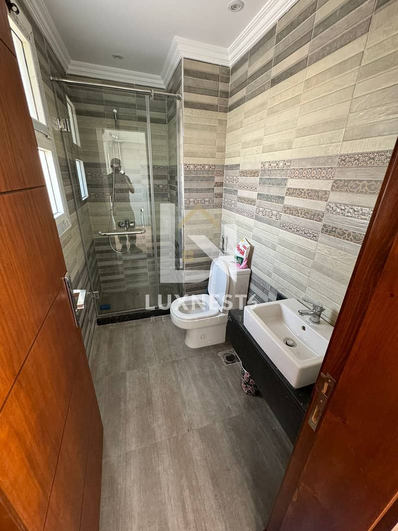 13 IMG-20251020-WA0070. jpg