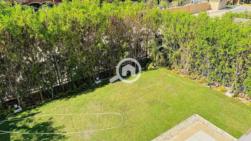 24 7689cccd-a17b-43c6-b9eb-56ed149d07fd. jpg