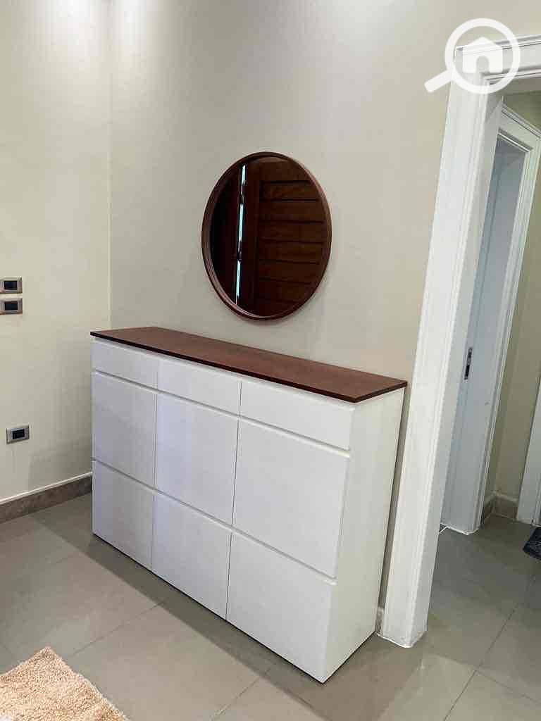 9 bc6544c9-585b-4594-b1f6-1a79885849a2. jpg