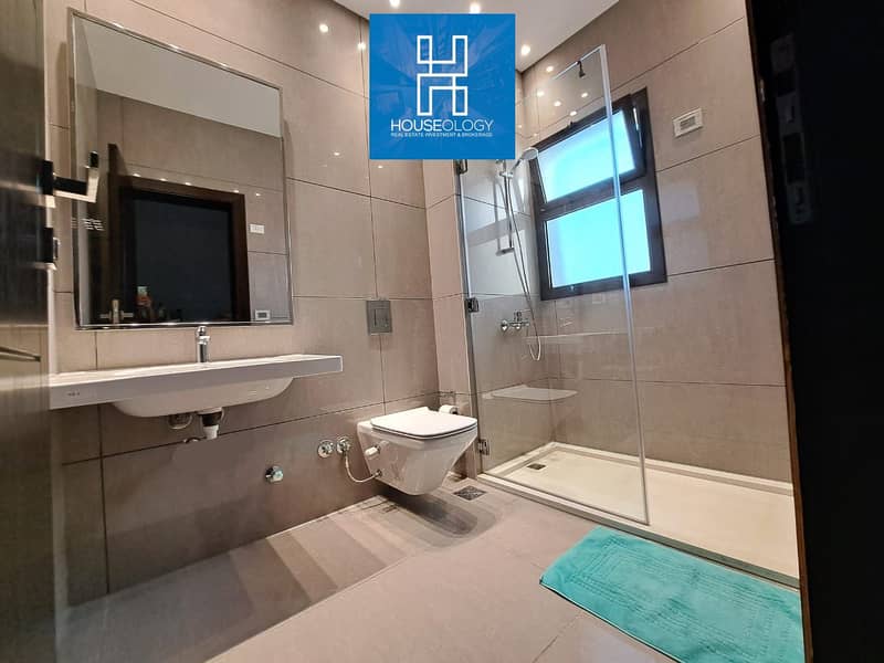 8 WhatsApp Image 2025-12-08 at 16.21. 33 (1). jpeg