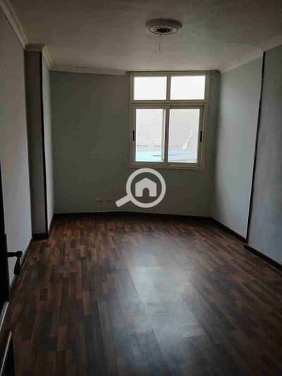 شقة 2 غرفة نوم للايجار في سان ستيفانو، الإسكندرية - 1000089355. jpg