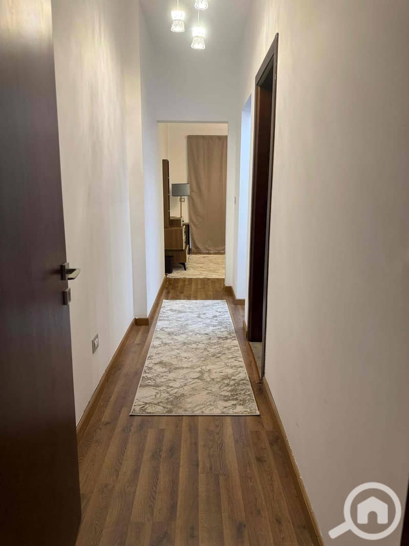 19 0a7208d8-635a-4210-8acb-5259f5c6e162. jpg