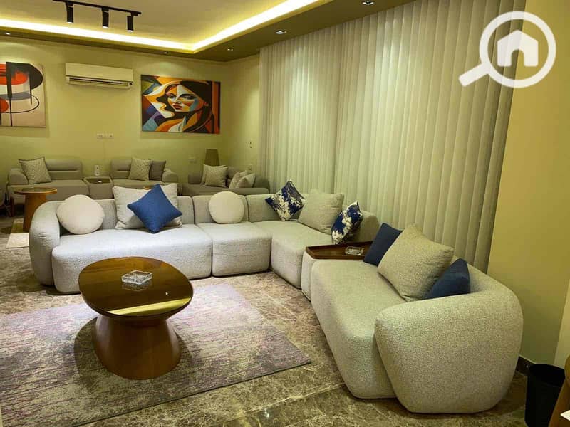 8 4109d1a0-3605-4910-8aac-07d7f74ee339. jpg