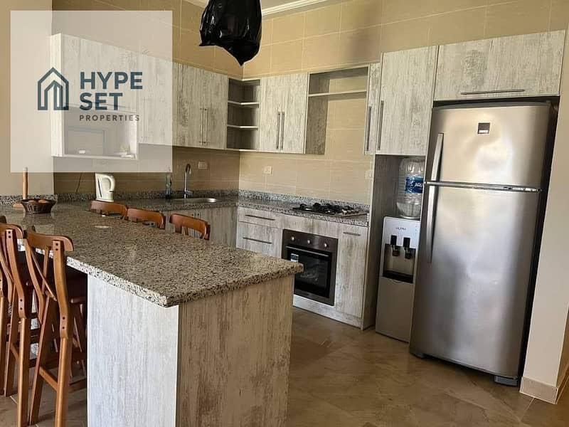 5 photo_5924672957383296511_y. jpg