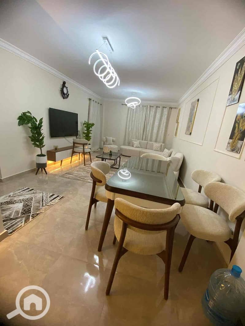 2 5be19dee-9d38-428f-a71c-809e4007b3a6. jpg