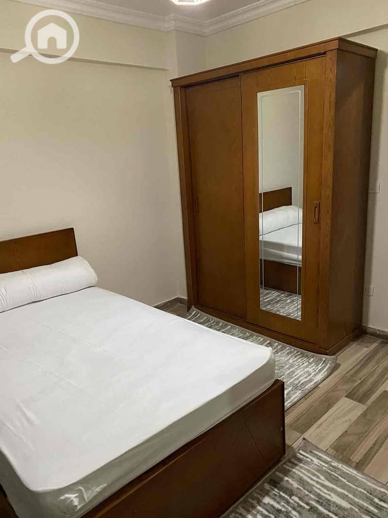 7 b73dfebe-ceae-4c9c-bcba-d3f23fae634d. jpg