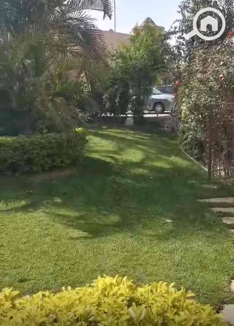 8 e914777a-268f-49c8-a4e5-9c7723c9e4b9. jpg