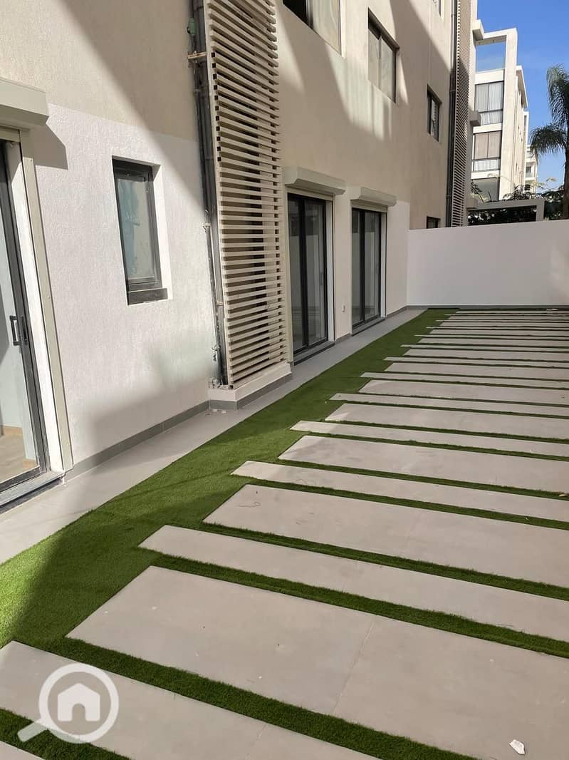 8 WhatsApp Image 2025-04-16 at 2.54. 32 PM. jpeg