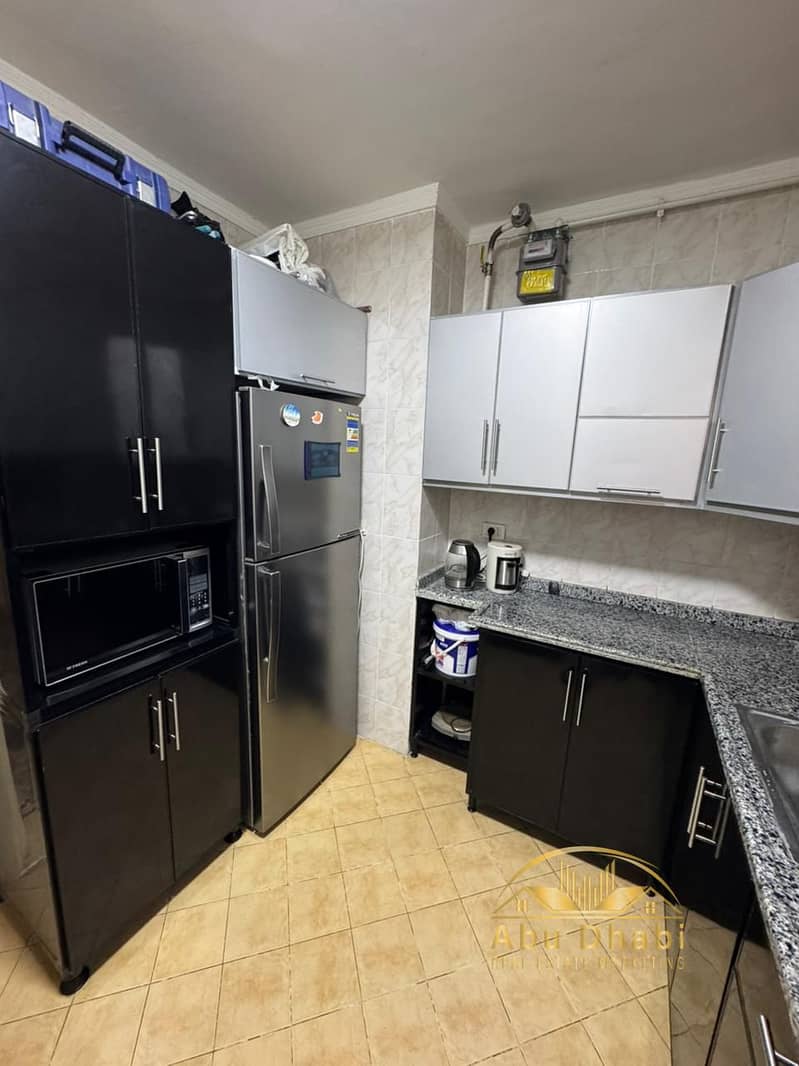 10 d04b91de-c265-4a92-ae47-53376dba674d. jpg