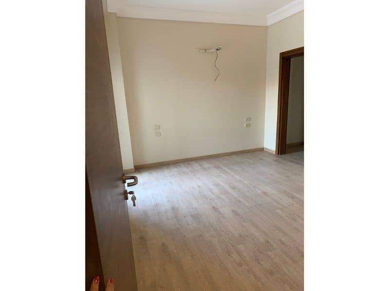 5 WhatsApp Image 2025-12-16 at 11.43. 46 AM (1). jpg