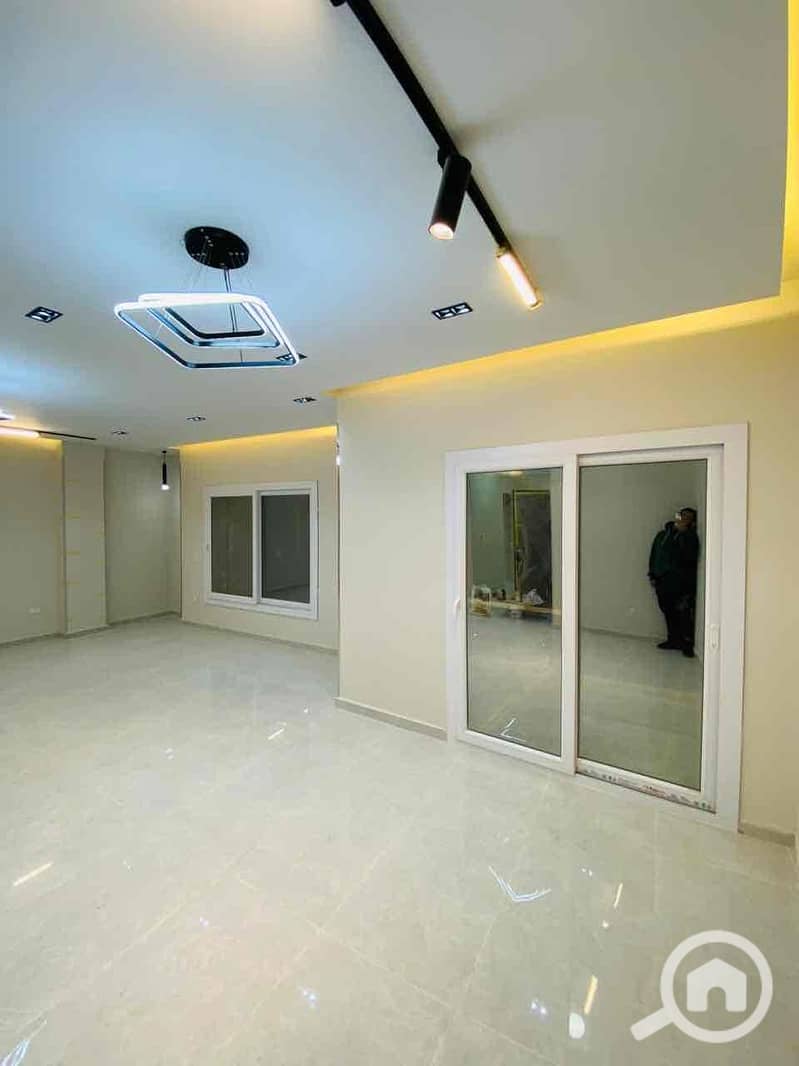 4 c996470a-1a90-4ca1-b0ed-3bd11225ed43. jpg