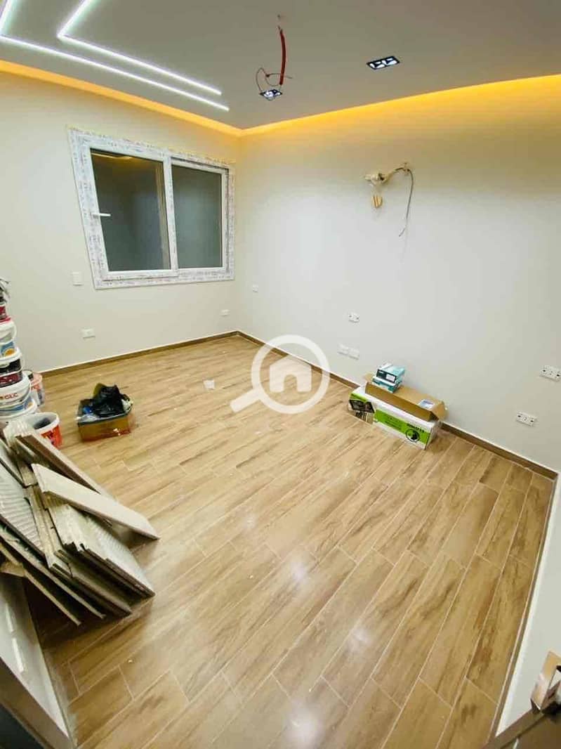 15 14e42ba0-9d53-4e7e-b414-99d350570e5e. jpg