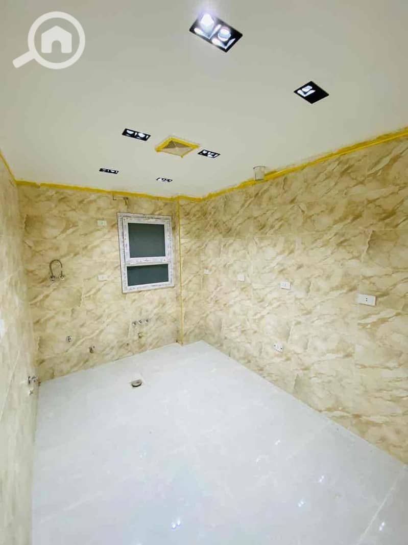 22 593be50f-8f3a-46ce-8806-05512fab9e6b. jpg