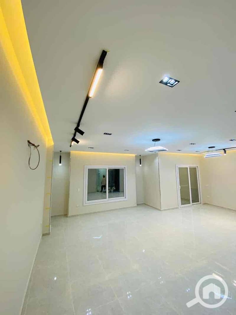 29 48657590-d4a1-4cca-a3a3-9de635855517. jpg