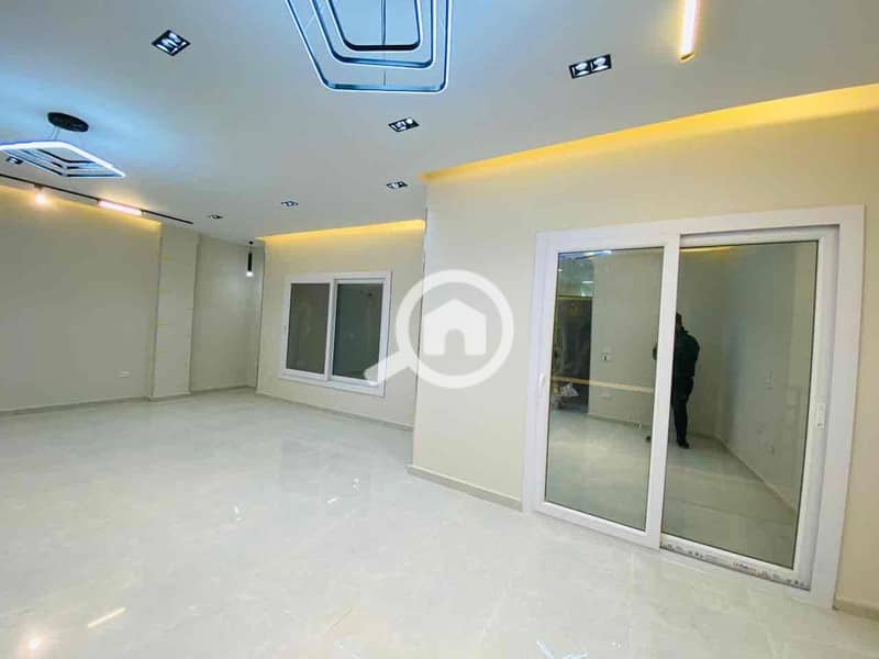 40 3e18dda3-adb4-45cc-96c0-546fa66f3116. jpg