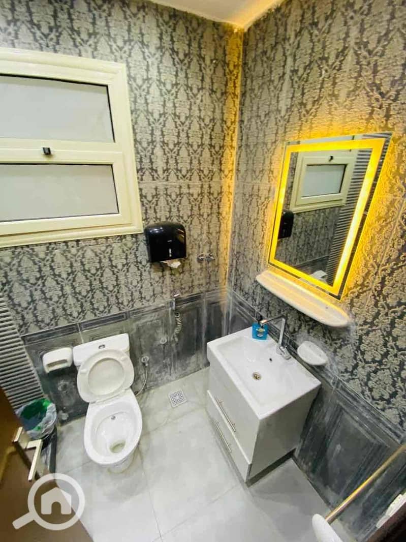 10 d9e5909b-e4aa-4bee-bbdd-d11a6b8954a2. jpg