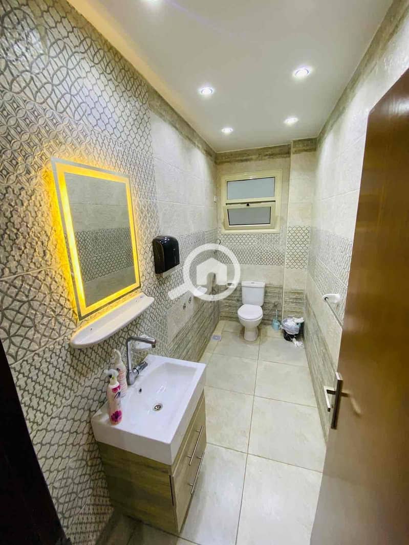 17 b20b7672-89a9-4b71-befc-b47b5e19a738. jpg