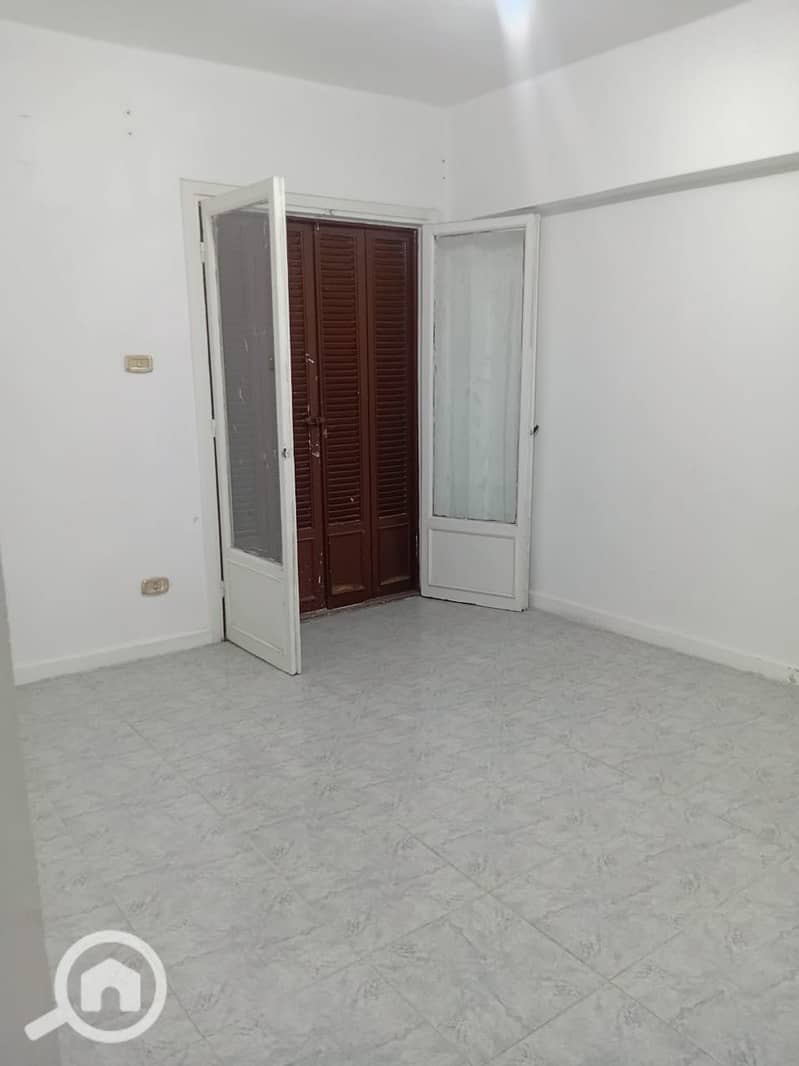 3 fa40d520-2cf1-468c-ae5a-4ac54ab49b3d. jpeg