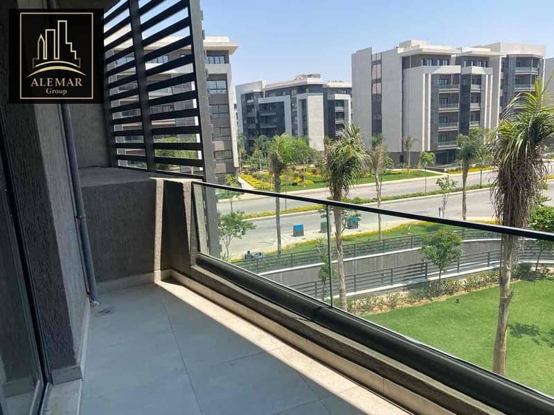 4 6a8e68f4-3c49-4cd4-bed3-edfbdbd153de. jpg