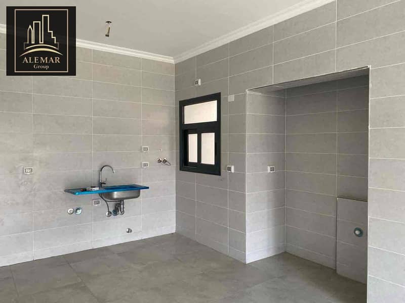 6 20008f63-e347-418e-8fac-e9d4cf2a4ff7. jpg