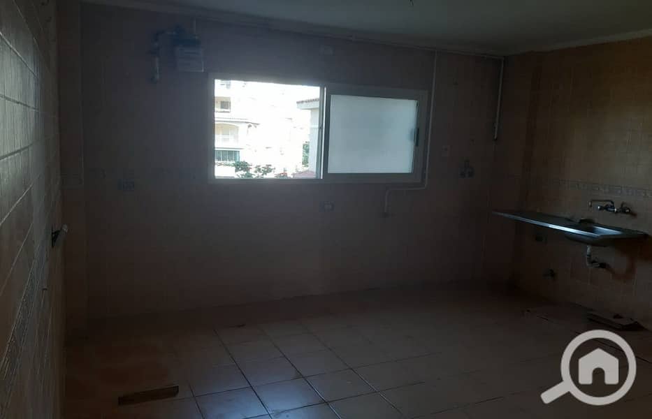 14 ef3cff1e-6e61-46eb-b2e3-ad77ce4f6e44. jpg